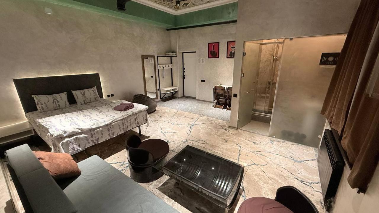 Premium Hostel Tasken Kültér fotó