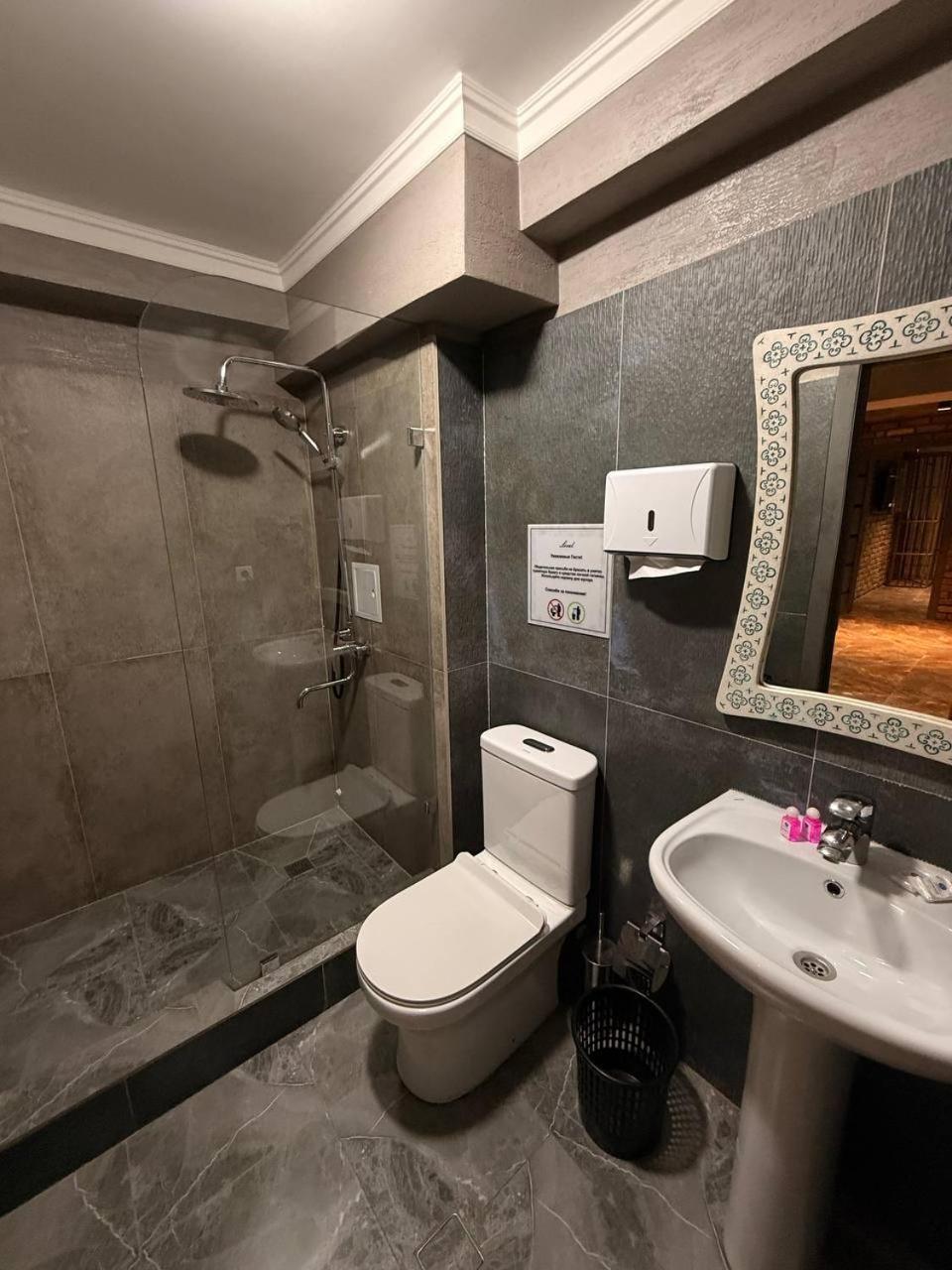Premium Hostel Tasken Kültér fotó